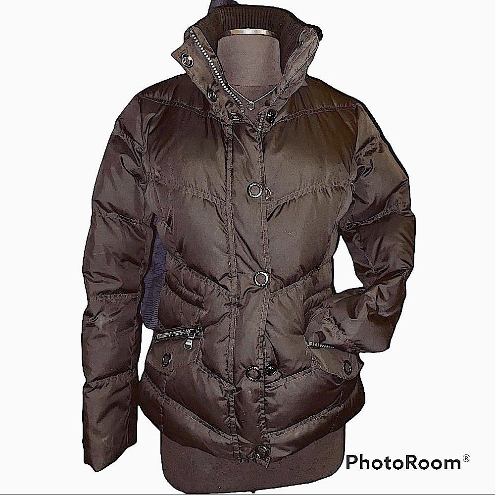 Esprit| Black Puffer Jacket With Removable Hood & Faux Fur. Small